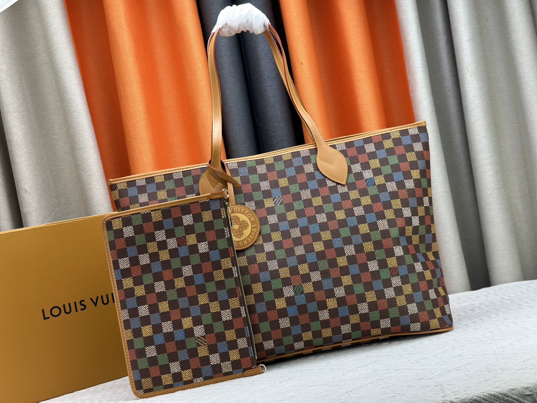 LV bag 674